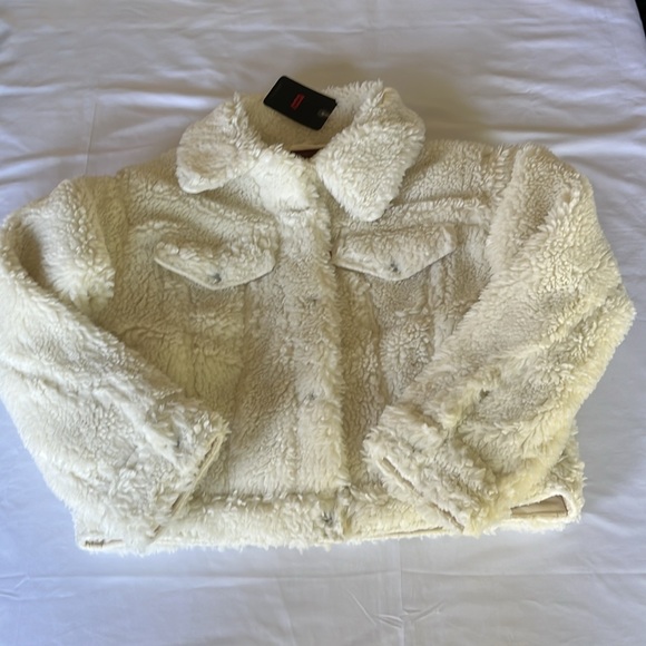 Levi's Baby Bubble Sherpa Trucker Jacket in Coconut Milk Size L NWT - Picture 9 of 14